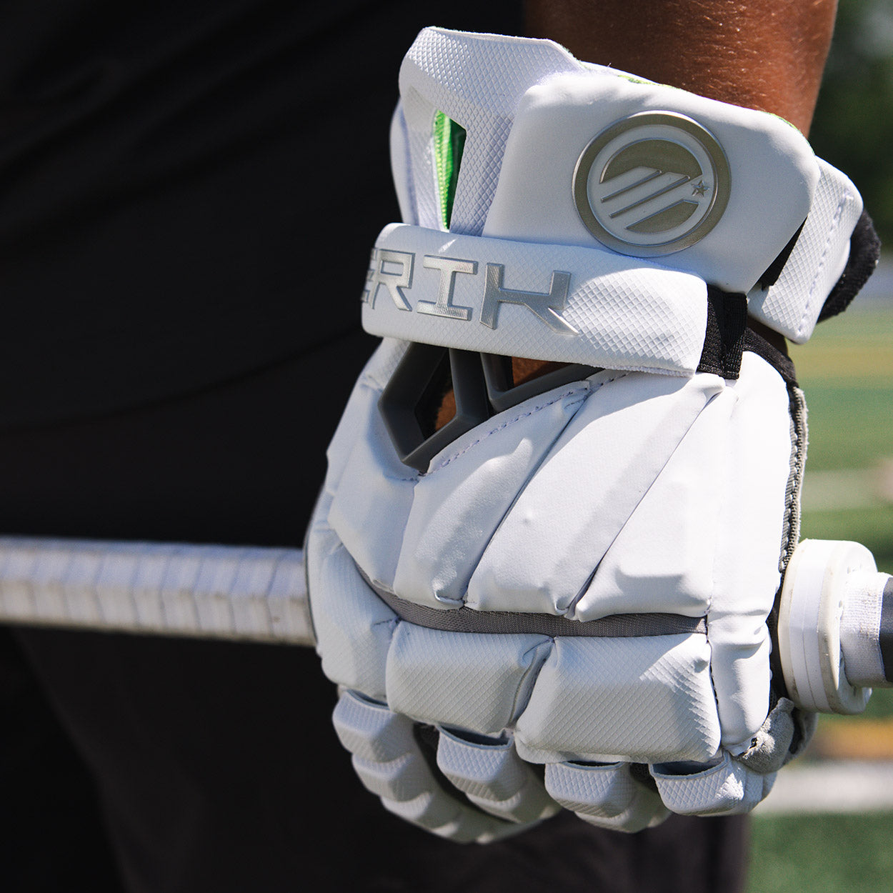 MAX PLAYER GLOVE