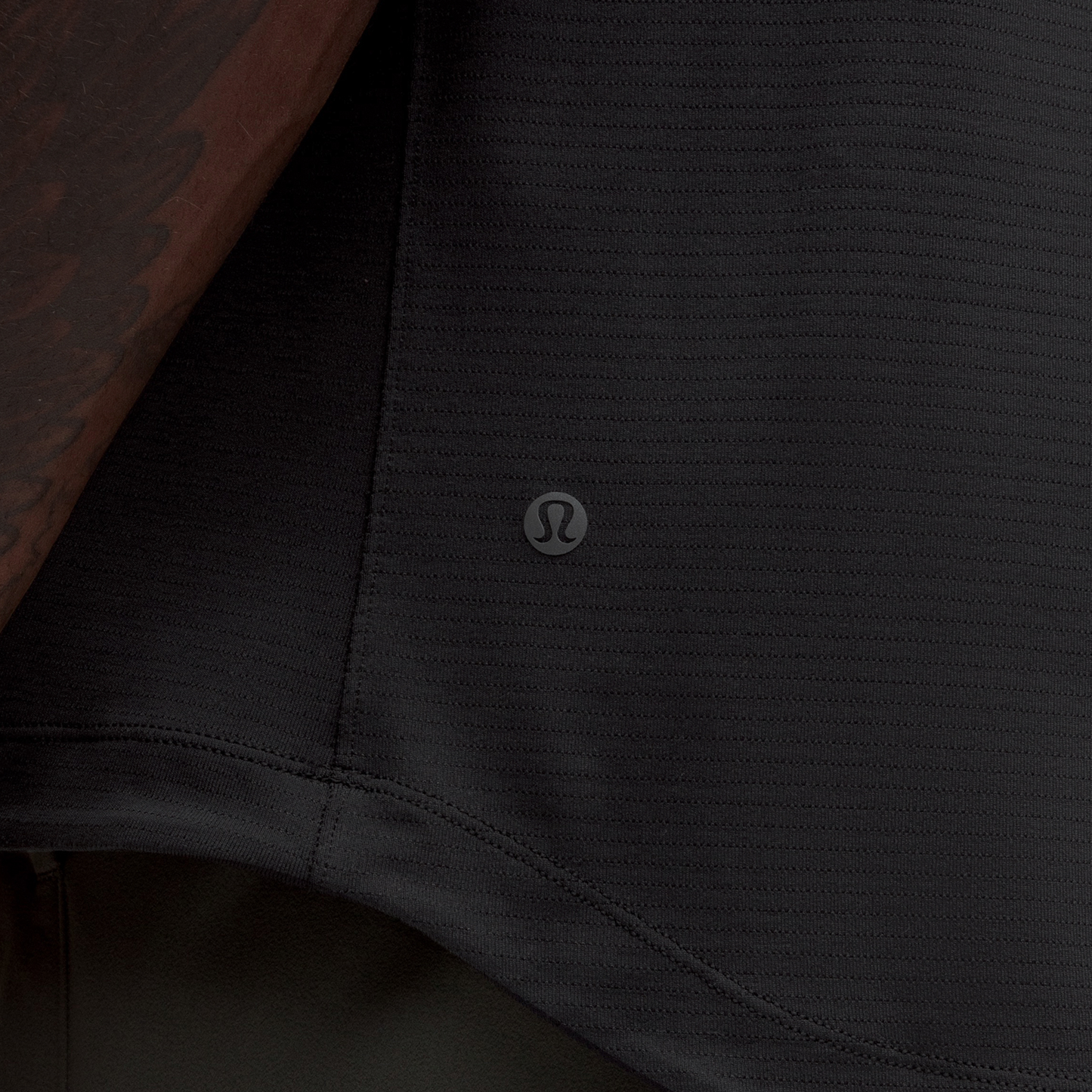 MAVERIK // lululemon LICENSE TO TRAIN SHORT SLEEVE