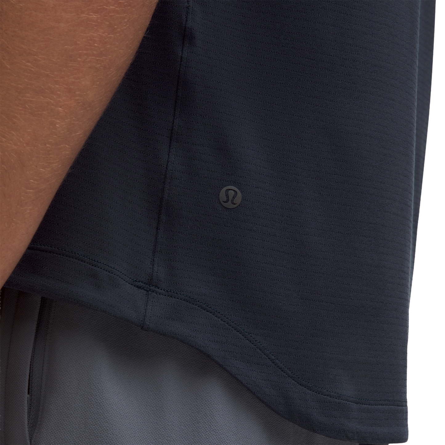 MAVERIK // lululemon LICENSE TO TRAIN SHORT SLEEVE